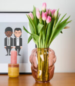 Design original pour ce vase “bubble” rose poudré de la gamme Opjet Paris.